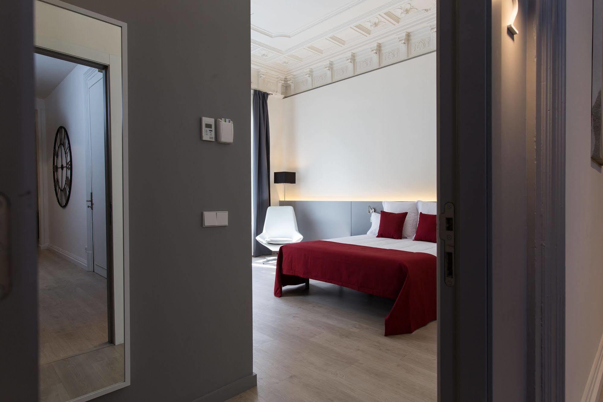Izaila Plaza Catalunya Hotel Barcelona Exterior photo